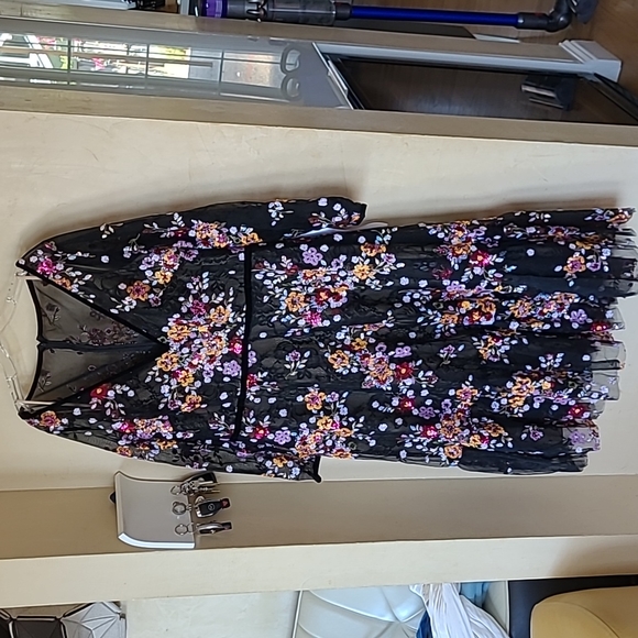 MacDuggal dress - Picture 2 of 7